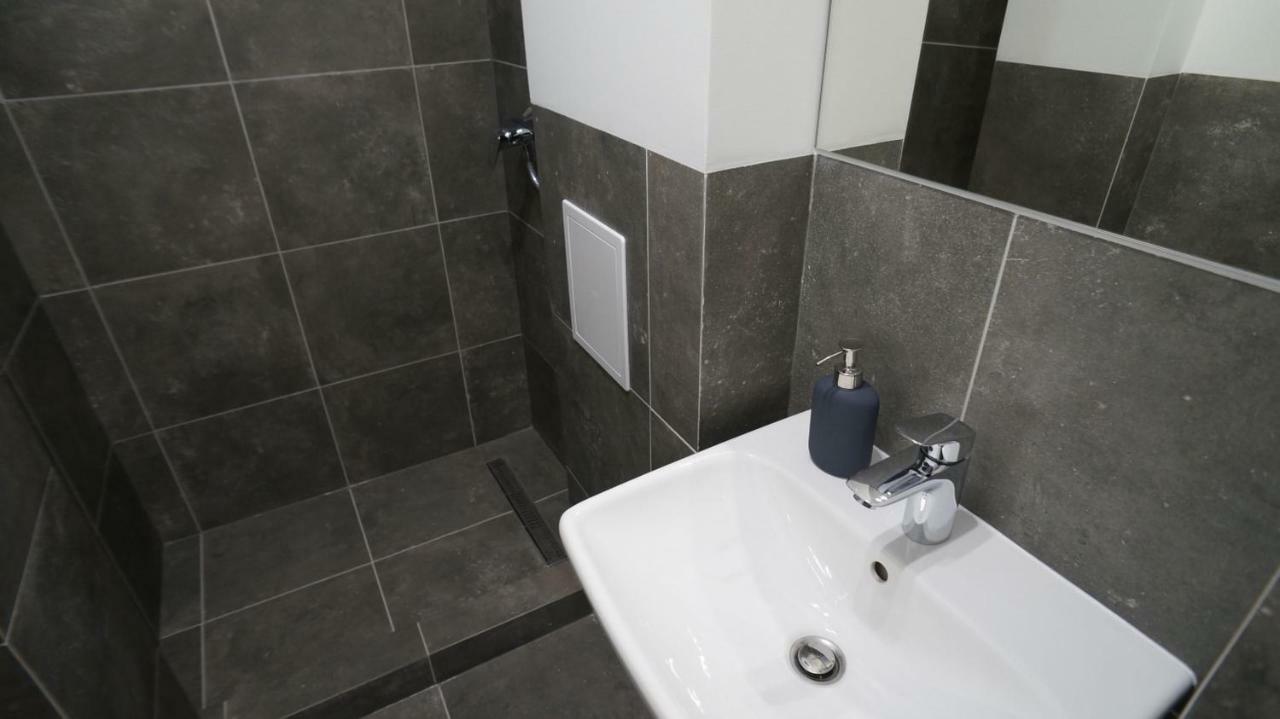 Bagno 154 City Centre Warschau Exterior foto